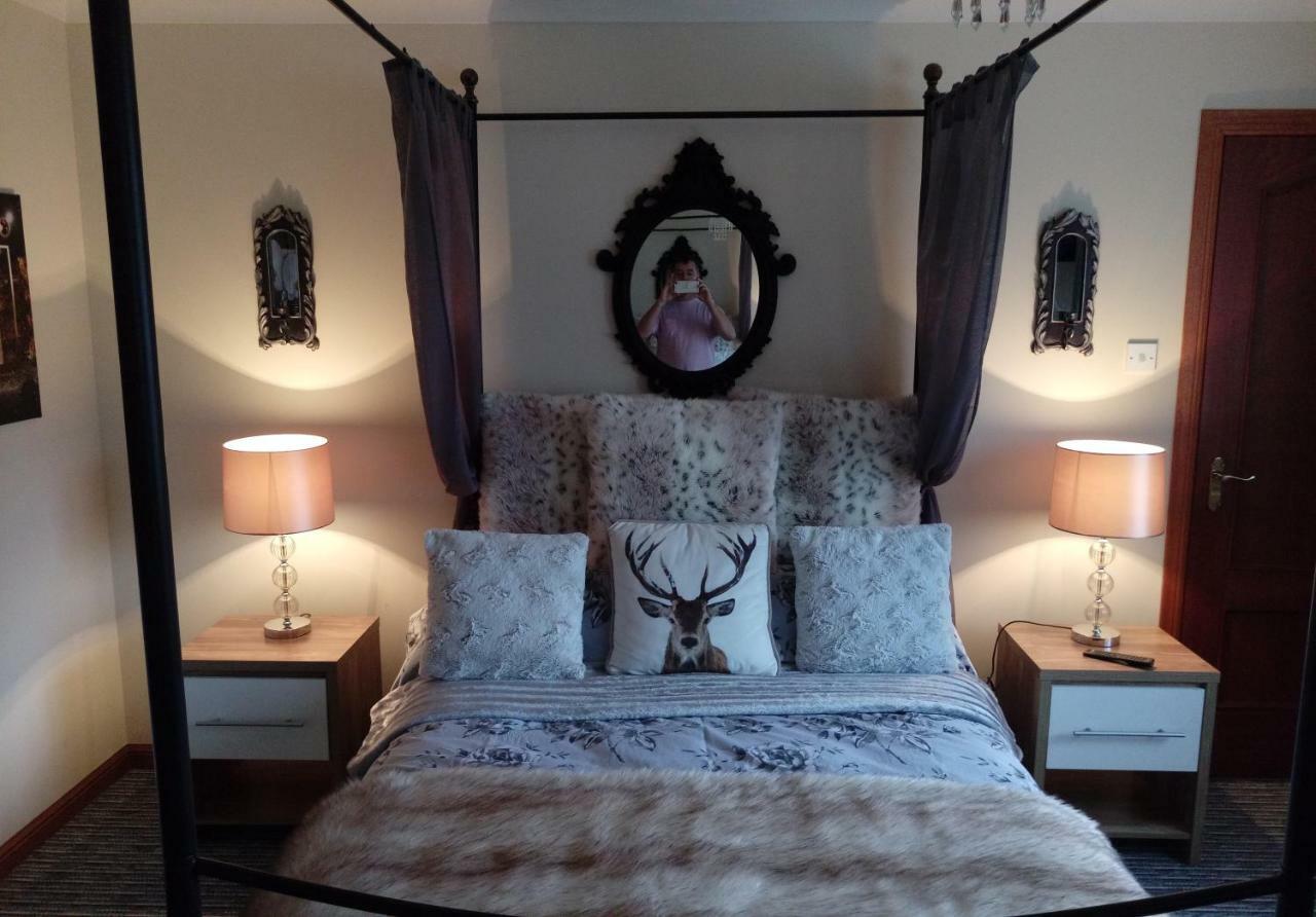 One Strathview B&B Форфар Екстериор снимка