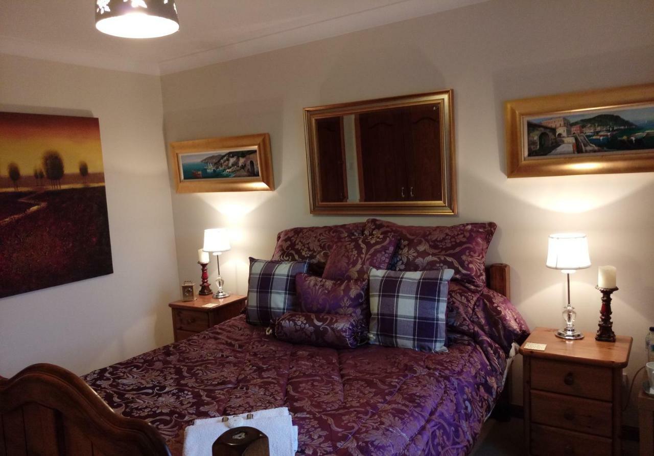 One Strathview B&B Форфар Екстериор снимка